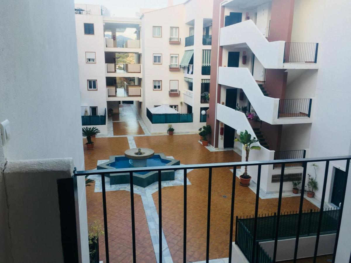 2 Bedroom Apartment Benalmadena Bagian luar foto