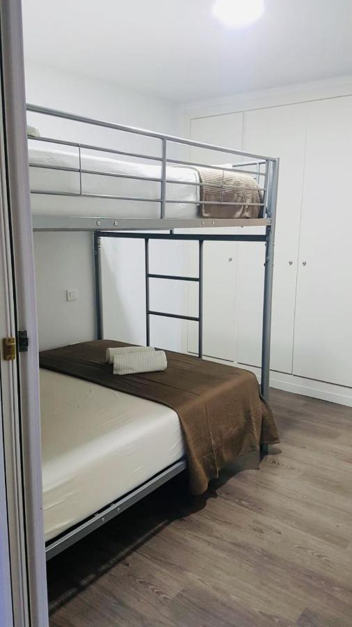 2 Bedroom Apartment Benalmadena Bagian luar foto